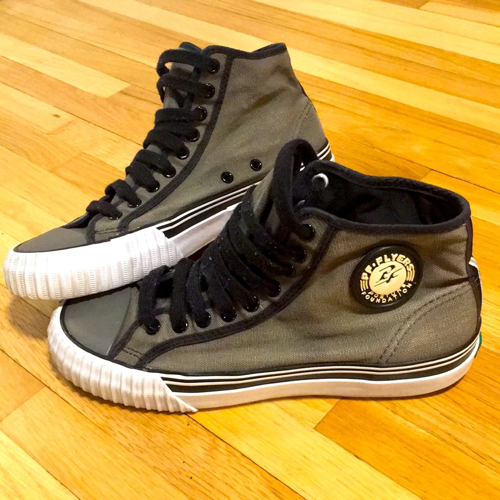 SOLD* PF FLYERS Grey Center Hi Top Canvas